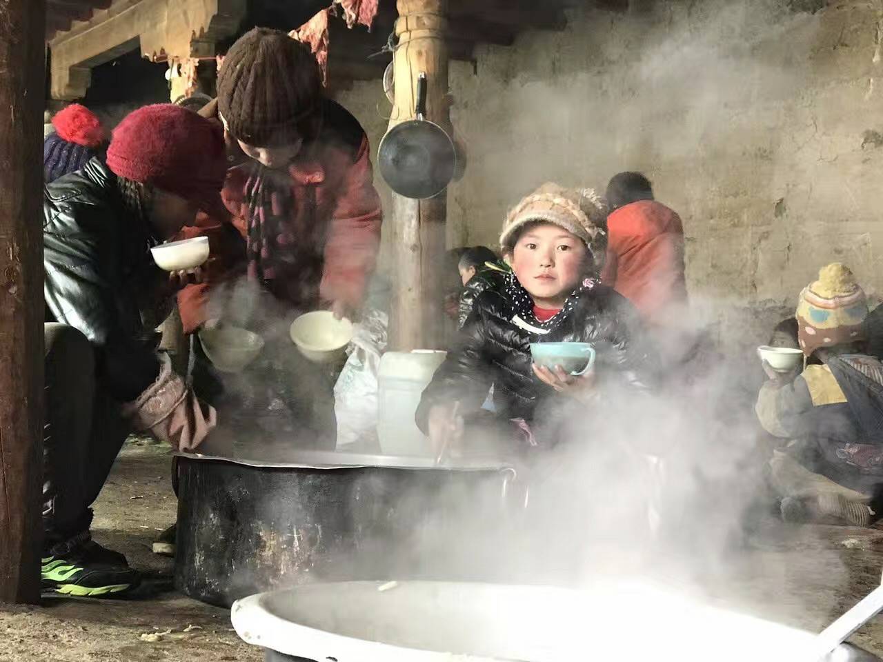 乐动·网站注册-乐动online(中国)公益回顾丨家国同欢月同圆 温暖满载甘孜州(图10) 乐动·网站注册-乐动online(中国)公益回顾丨家国同欢月同圆 温暖满载甘孜州(图10)